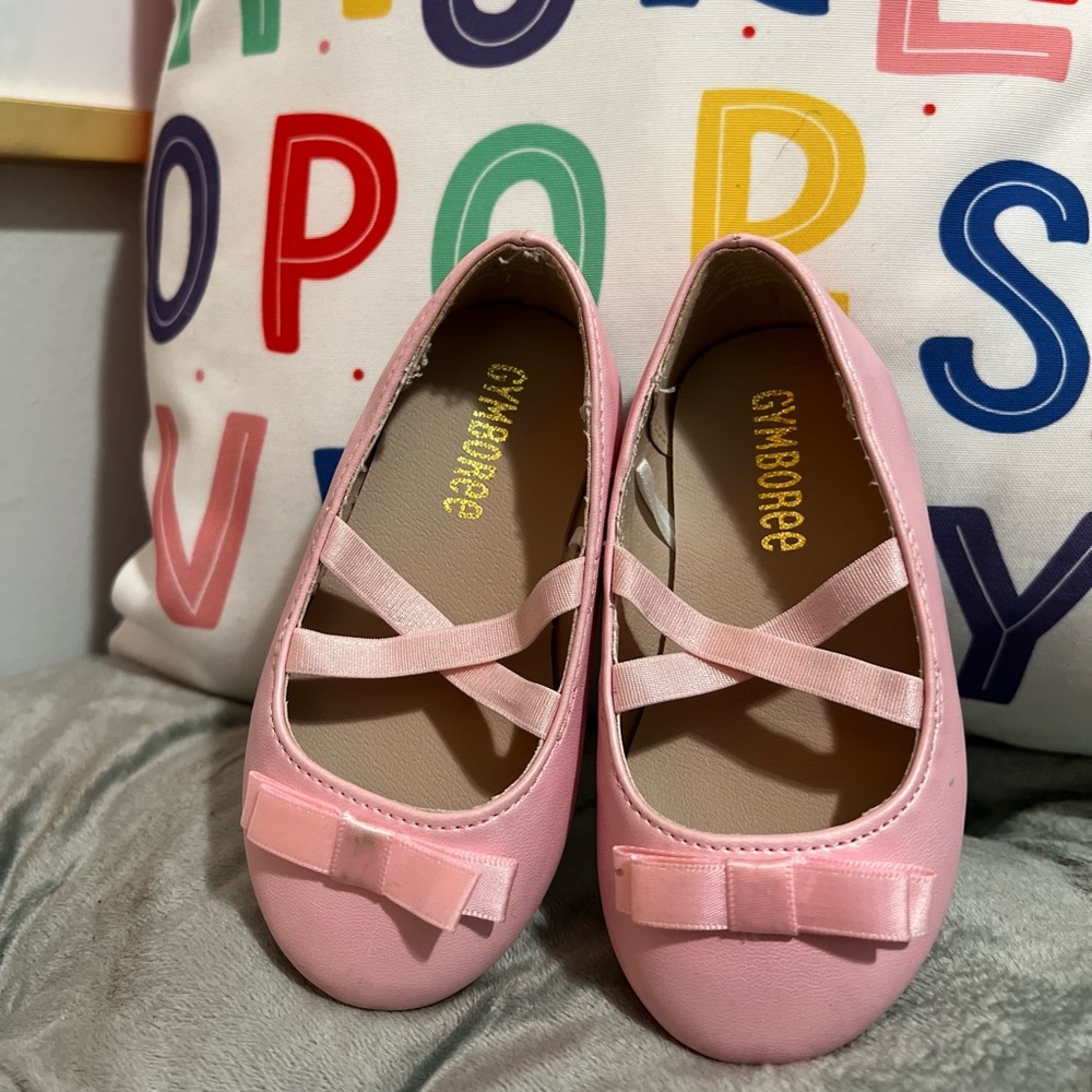 Ballet flats